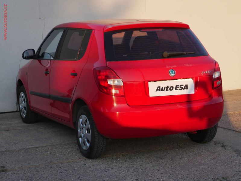 Škoda Fabia (2010) 1.2i, ČR, STK8/28 - fotka 4 z 14