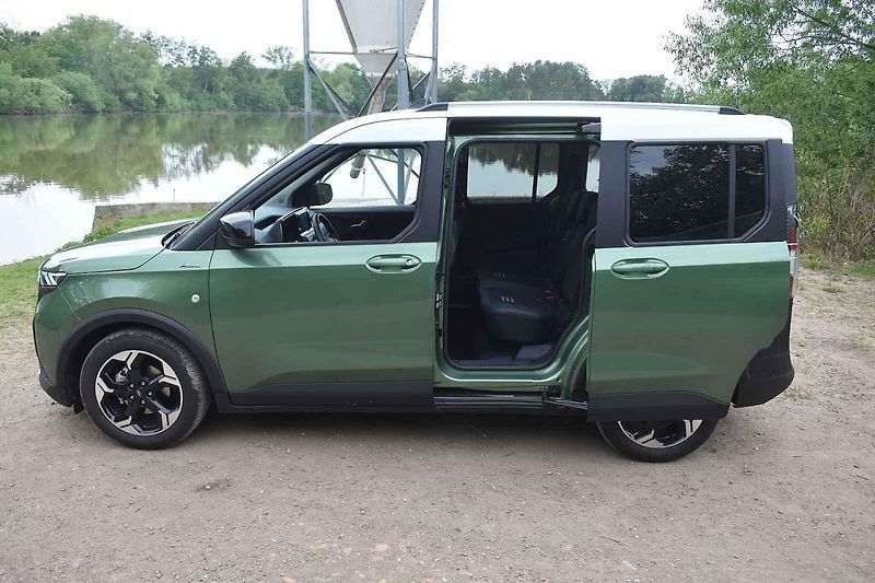 Auto je přímo stvořené k rodinným výletům
