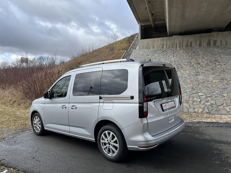 Volkswagen Caddy (2023) 2.0TDI 90KW Tourneo Connect 6r - fotka 5 z 33
