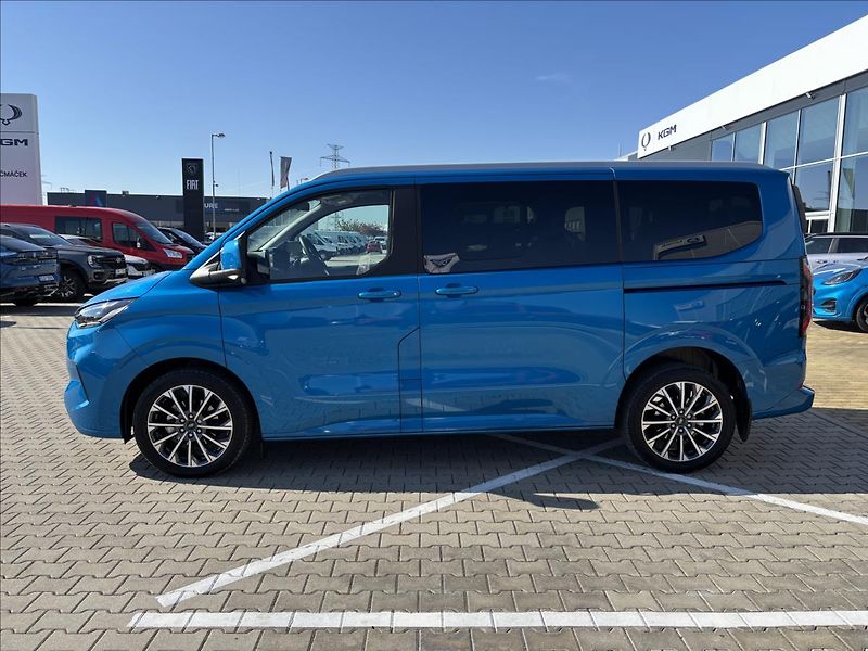 Ford Tourneo Custom 2,0 125kW Titanium X AWD L1 - fotka 2 z 36