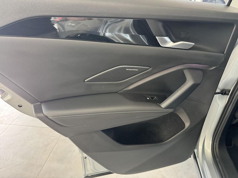 Volkswagen Tiguan (2024) 2,0TSI R DSG 4M TAŽNÉ LED ACC - fotka 19 z 43