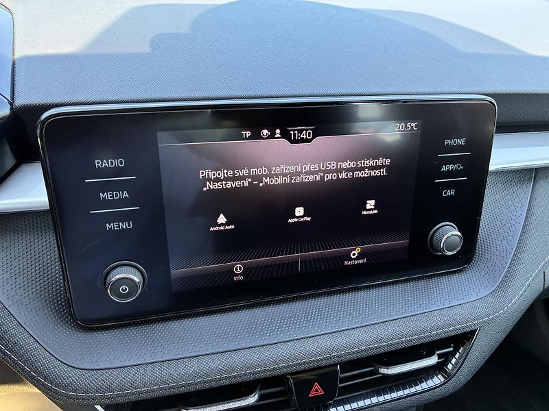 Škoda Fabia 1.0TSI-81KW,1.MAJITEL,STYLE... - fotka 27 z 31