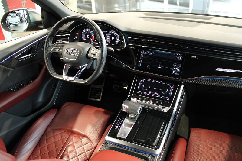 Audi SQ8 V8 320 kW quattro ACC/B&O/Matr - fotka 15 z 30