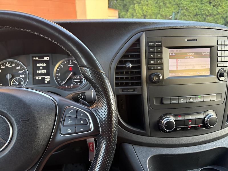 Mercedes-Benz Vito (2020) VITO TOURER 4X4 - fotka 6 z 7