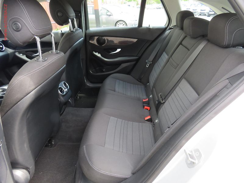 Mercedes-Benz Třídy C (2021) 1.6 d C 200 d, AT, LED, park - fotka 11 z 20