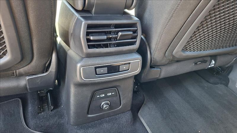 Audi Q4 0,0 e-tron 150 Kw tep.čerpadlo - fotka 21 z 28