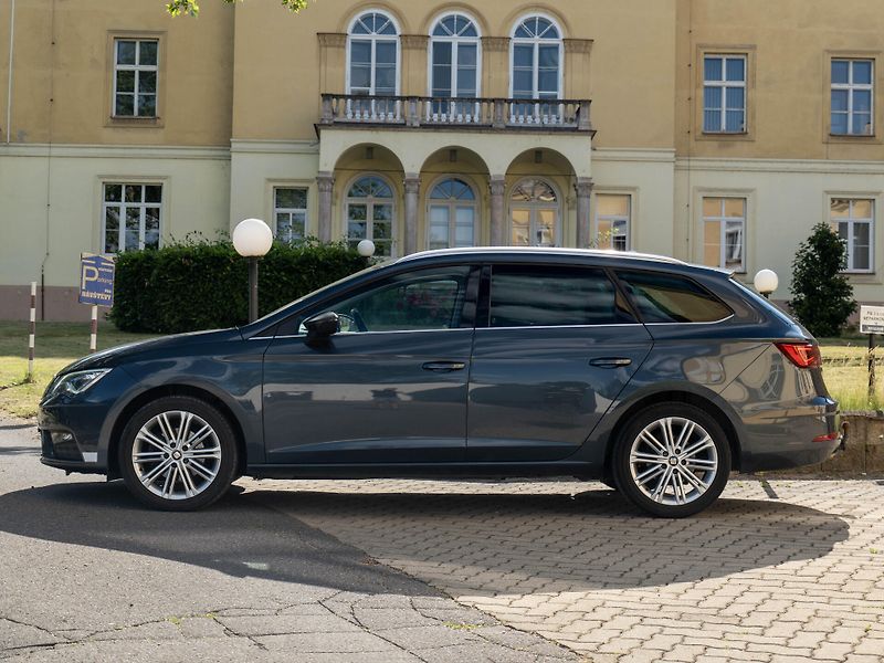 Seat Leon - fotka 4 z 35