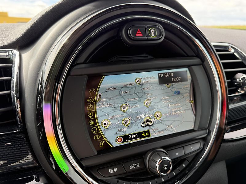 Mini Clubman 2.0 D LED NAVIGACE PANORAMA - fotka 22 z 43