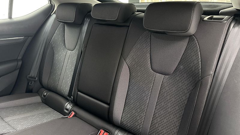 Škoda Octavia 2.0 TDI Style - fotka 16 z 26