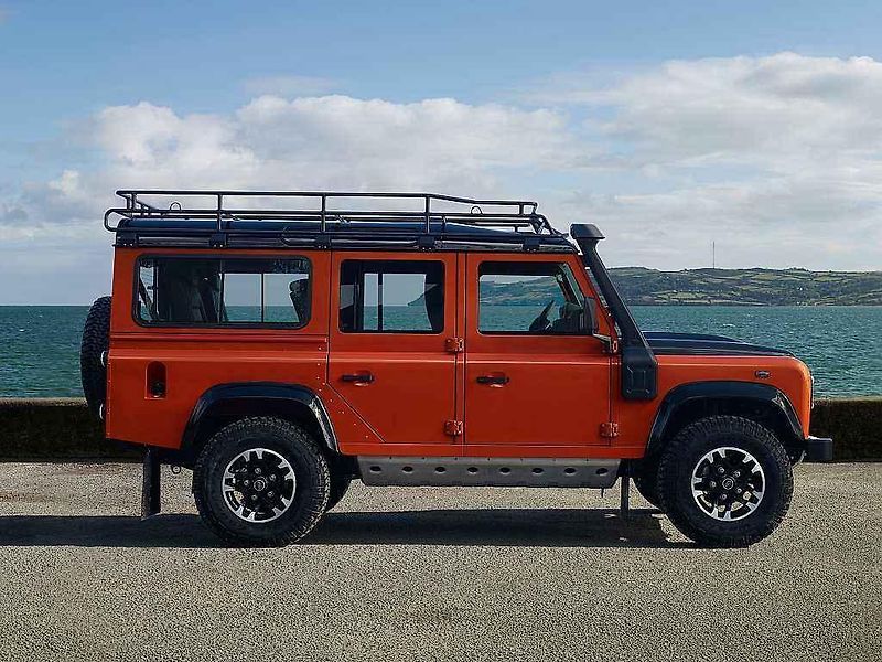 Land Rover Defender Adventure.