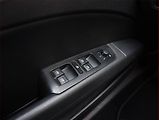 Škoda Superb (2011) 1.6 TDI, Serv.kniha, Xenony - náhled 13