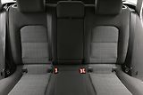 Volkswagen Passat 2,0 TDI 110 kW DSG Business Zá - náhled 28