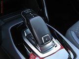 Peugeot 2008 (2020) 1.2 PT, 1.maj,ČR, Allure, AT - náhled 15