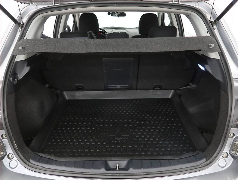 Mitsubishi ASX (2011) 1.8 DI-D MIVEC, 4X4 - fotka 13 z 17