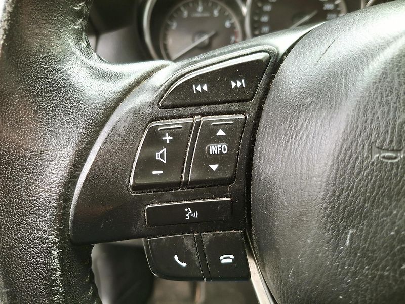 Mazda CX-5 2.0 121KW  Rezervace - fotka 32 z 36