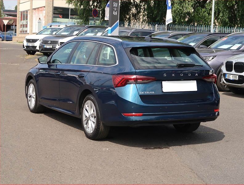 Škoda Octavia (2023) 2.0 TDI - fotka 4 z 15