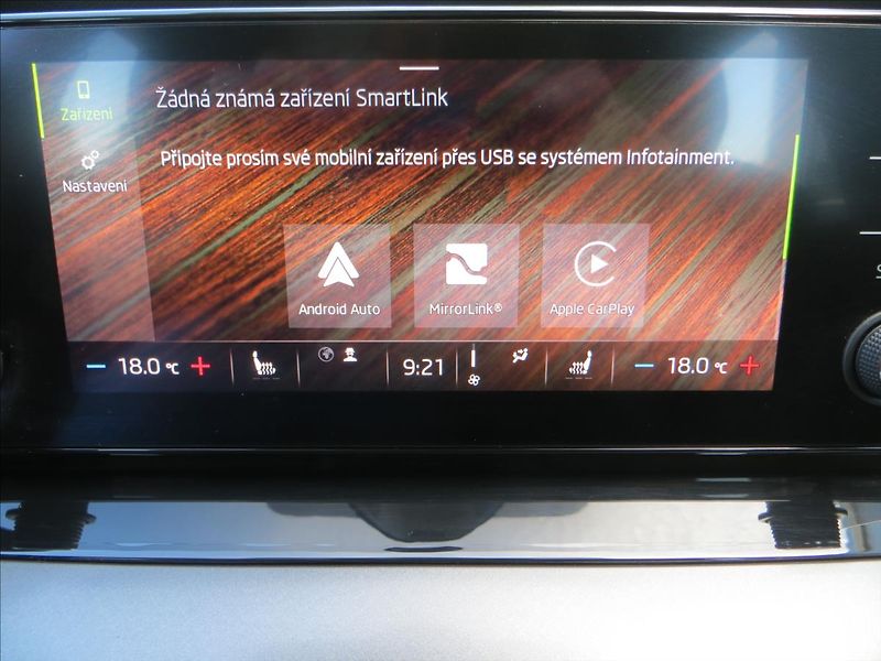 Škoda Octavia 2,0 TDI Ambition Combi ČR - fotka 16 z 24