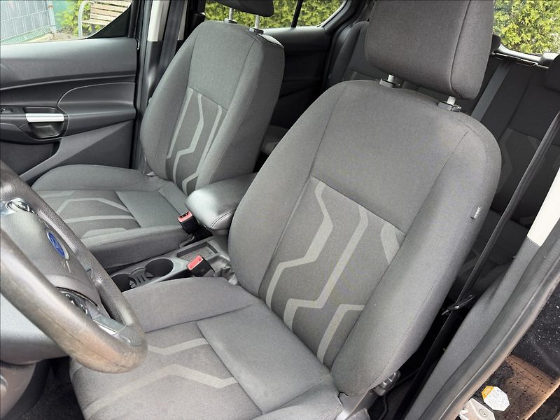 Ford Tourneo Connect 1.6 TDCi 7míst - fotka 11 z 15