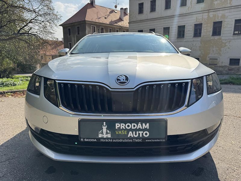 Škoda Octavia 1.5TGi původ ČR  - fotka 9 z 23
