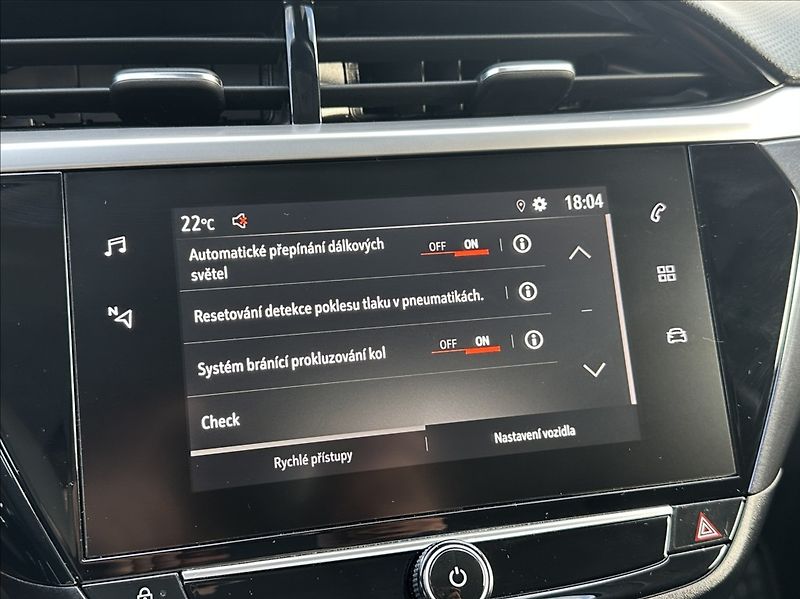 Opel Corsa 1,2 Turbo 100PS  Elegance - fotka 35 z 56