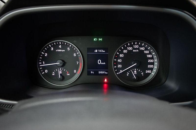 Hyundai Tucson 1.6T-GDI 130kW*KAMERA*TAŽNÉ*ČR - fotka 19 z 34