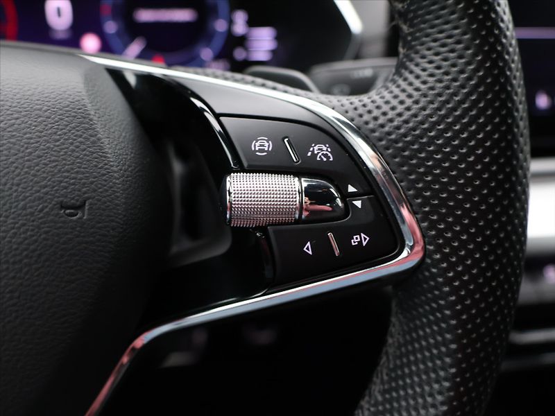 Škoda Octavia 2,0 TDI 110kW DSG Style Sport - fotka 22 z 34