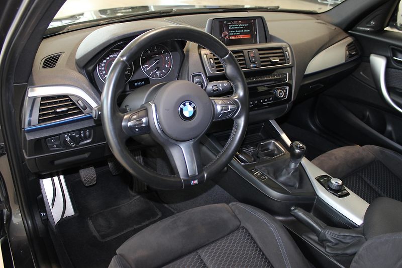 BMW Řada 1 (2015) 116d,115HP,M-PAKET, - fotka 7 z 20