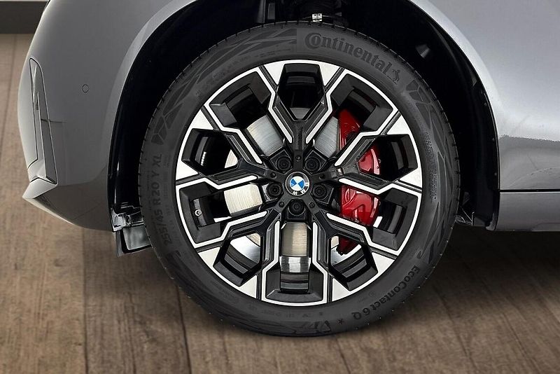 BMW X3 xDrive40d - fotka 6 z 26
