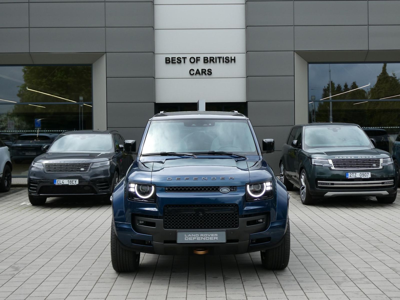 Land Rover Defender 110 4,4 OCTA P635