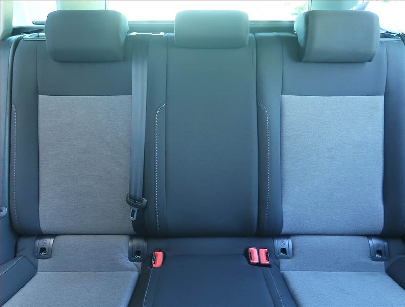 Volkswagen Golf (2015) 1.6 TDI, Tempomat - fotka 10 z 16