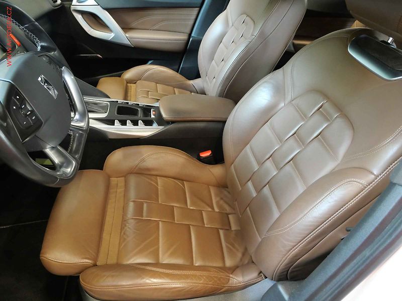 Citroën DS5 (2015) 2.0HDI, 1.maj,ČR, AT, TZ, AC - fotka 9 z 27