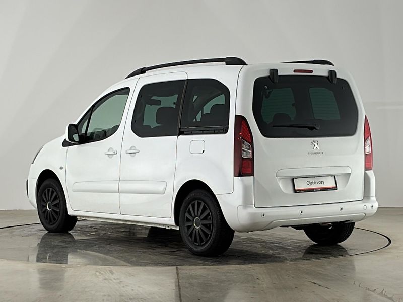 Peugeot Partner MPV - fotka 15 z 27