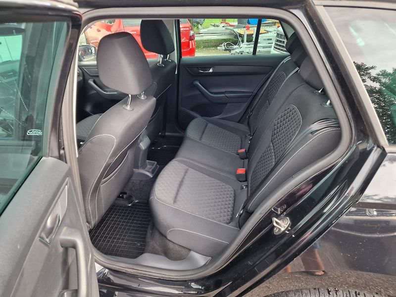 Škoda Fabia 1,4TDI 66KW EDITION  - fotka 8 z 20