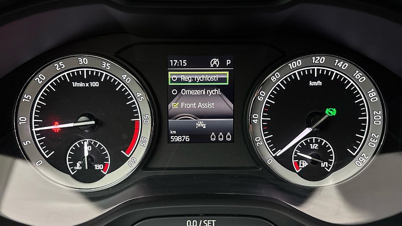 Škoda Karoq 2.0 TDI DSG 4x4 Style - fotka 10 z 26