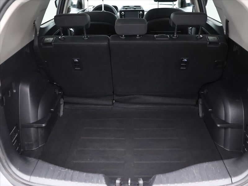 SsangYong Tivoli Grand 1,5 T-GDI Aut. CZ Style - fotka 10 z 30
