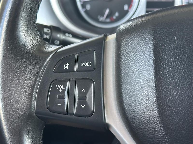Suzuki Vitara 1,6 4x4 TAŽNÉ - fotka 21 z 30