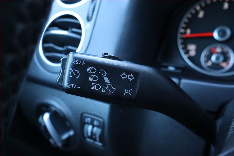 Volkswagen Golf Plus (2010) 1.6 TDI, Tempomat - fotka 18 z 19