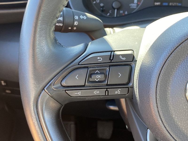 Toyota Yaris 1.5i, ČR-1m, ComTech, DPH - fotka 18 z 26