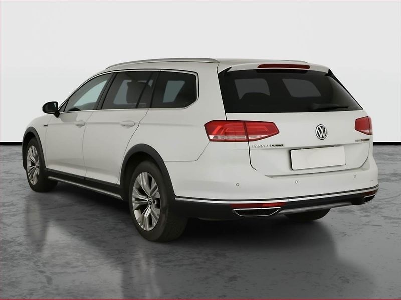 Volkswagen Passat (2017) Alltrack 2.0 TDI, 4X4 - fotka 4 z 15