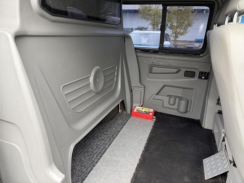 Volkswagen Transporter 2.0 TDI 4x4 LONG - fotka 12 z 21