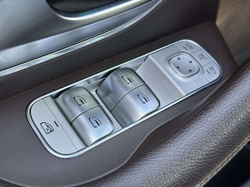Mercedes-Benz GLE 350 d 4MATIC - fotka 20 z 31