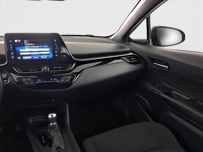 Toyota C-HR (2019) 1.8 Hybrid, Automat - fotka 8 z 17
