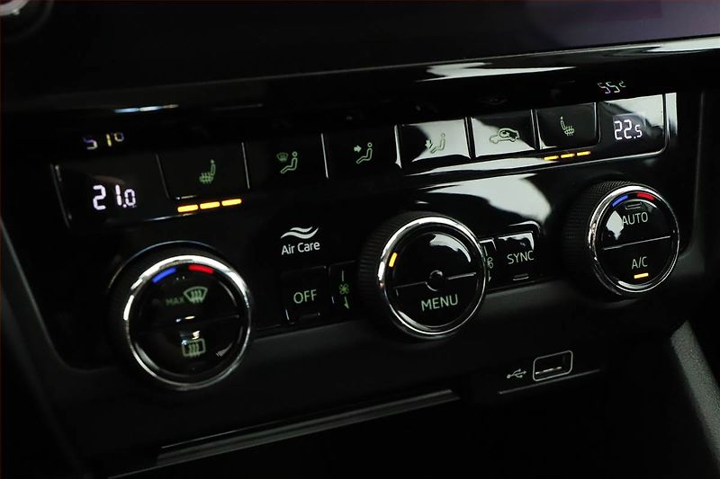 Škoda Octavia (2020) 2.0 TDI, Automat, Navi - fotka 10 z 15