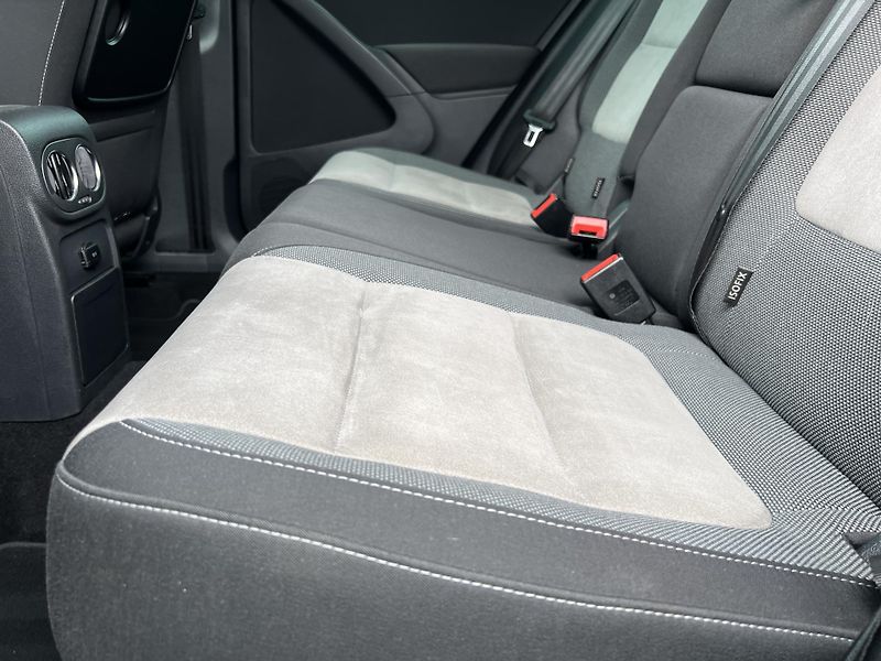 Volkswagen Tiguan 2.0TDi 103kw 4x4 ČR 1.MAJ DPH - fotka 25 z 40