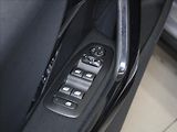 Peugeot 2008 1,2 PT 81kW 62tkm. 1.maj.ČR - náhled 16