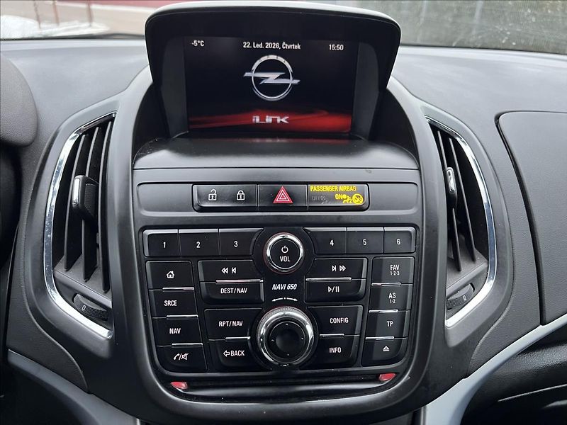 Opel Zafira 1,6 CDTi 100KW TOURER 2xKOLA - fotka 17 z 39