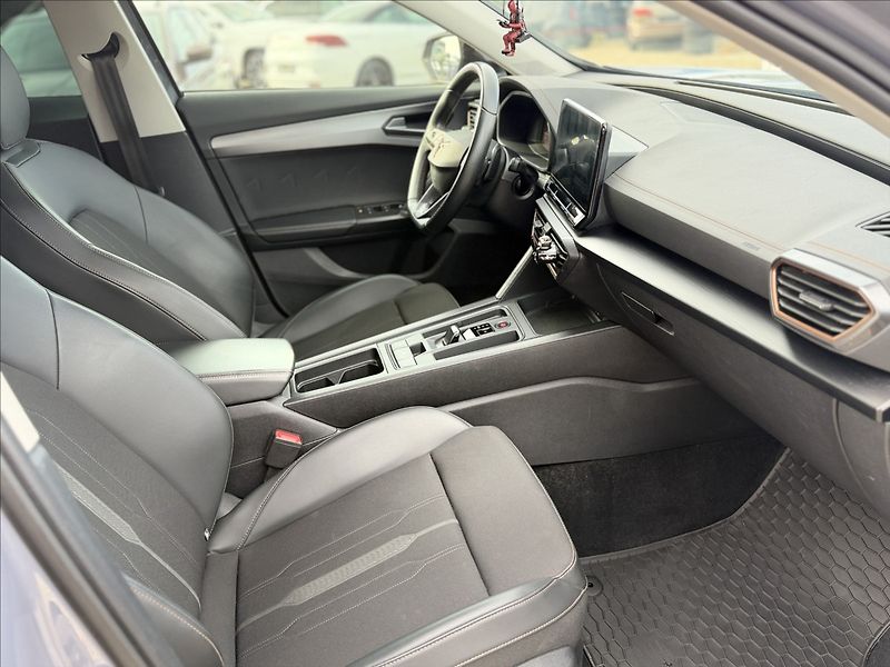 Cupra Formentor 1,5 TSI 110kW DSG NOVÉ ZIMNÍ - fotka 22 z 23