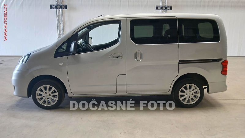 Nissan NV200 (2016) 1.5dCi EVALIA, Navi, kamera - fotka 6 z 16