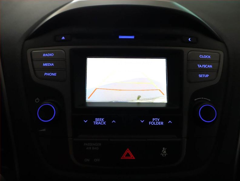 Hyundai ix35 (2013) 2.0 CRDi, 4X4, Xenony - fotka 18 z 18