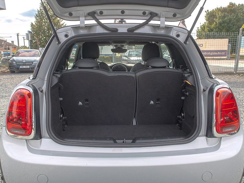 Mini Cooper (2020) ČR SE NAVI H/K – SoH 100% - fotka 58 z 64